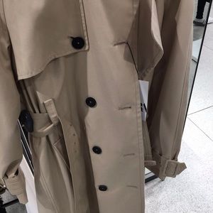 Meet your Posher, Joy